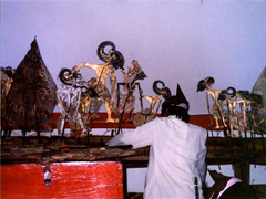 Pertunjukan wayang