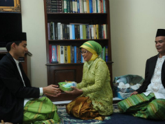 Lamaran pihak laki-laki ke orangtua perempuan